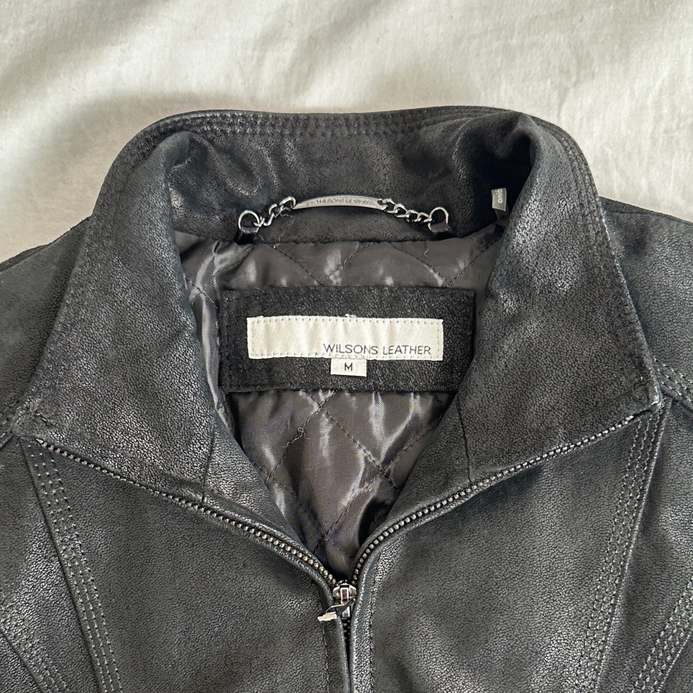 Wilsons Leather Black Women's Zip-Front Leather Jacket - Picture 3 of 12